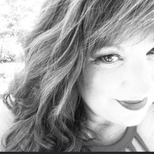 Meet your Posher, Josée